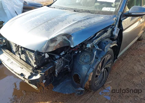 2019 Volkswagen Jetta 1.4T Sel Premium z USA, uszkodzony, nr VIN 3VWG57BU9KM206410